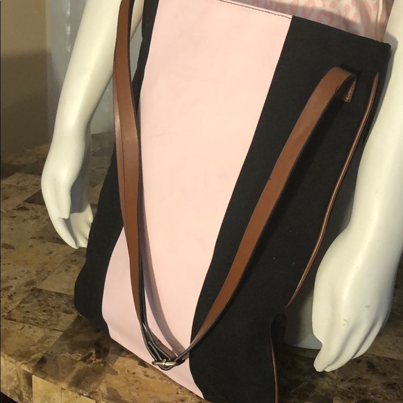 SALE!🧨🧨VICTORIA SECRET TOTE HANDBAG - Picture 4 of 5